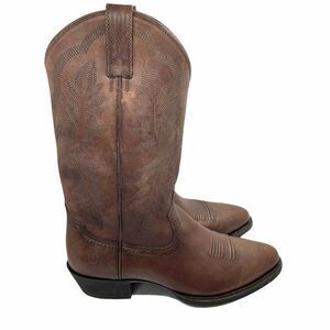 Ariat Boots Brown Western Cowboy Boots Size 10 D Men Classic Rodeo Chic Leather